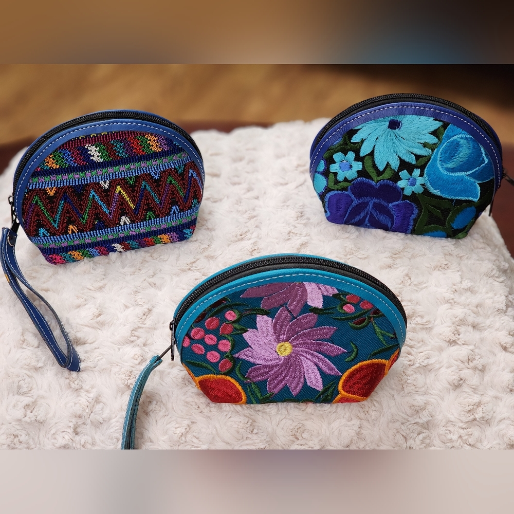 Purses - Picture 2 of 2